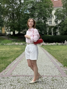Mała czerwona torebka TUBO do codziennej stylizacji